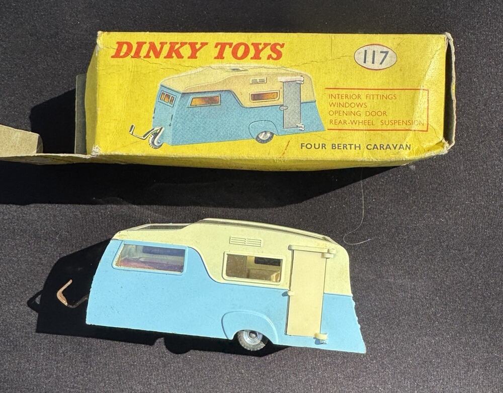 Vtg Dinky Toys Four Berth Caravan #188 Die-Cast Great Britain RARE W/ BOX -TO15